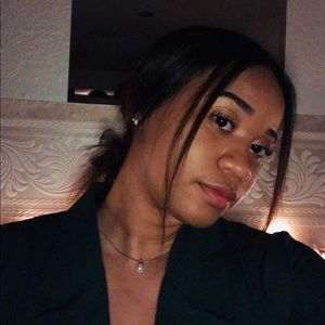 Meet your Posher, Grace